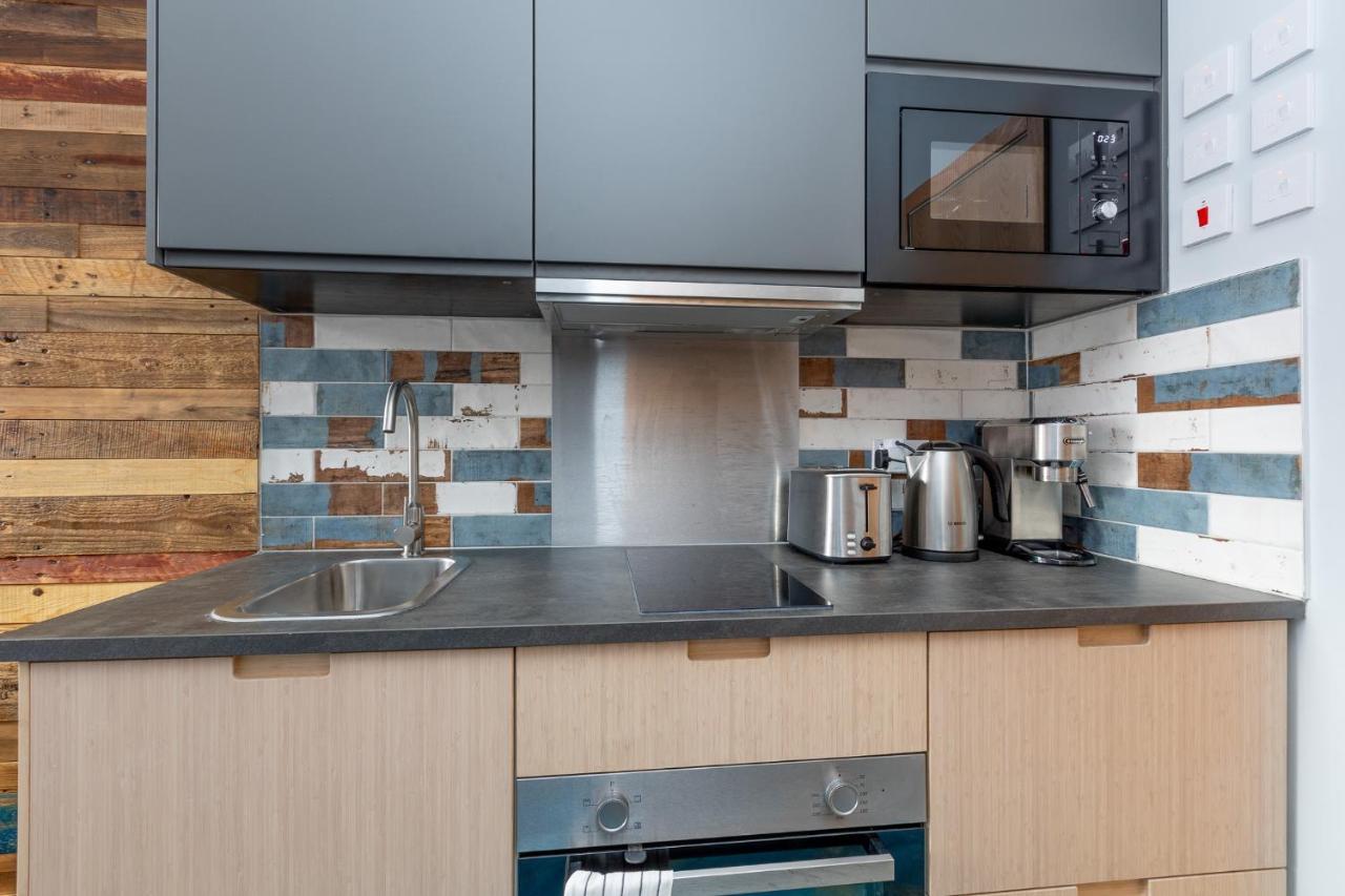 New Stylish Studio Flat Near Woolwich Tube Лондон Экстерьер фото